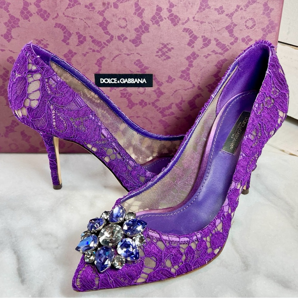 Dolce & Gabbana 'Bellucci' Lace & Crystal Pumps